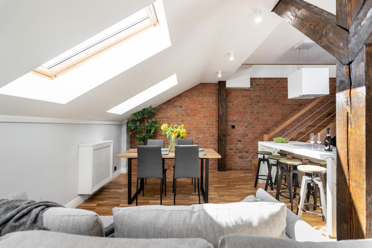 Riverside Premium Class Apartment - By Upstairs Krasków Εξωτερικό φωτογραφία