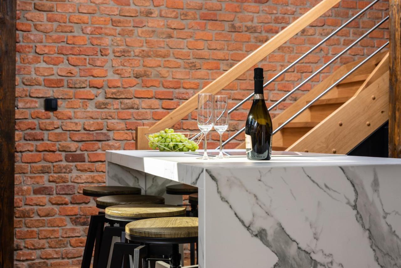 Riverside Premium Class Apartment - By Upstairs Krasków Εξωτερικό φωτογραφία