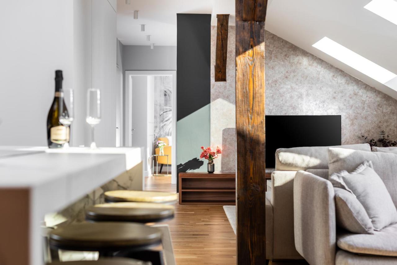 Riverside Premium Class Apartment - By Upstairs Krasków Εξωτερικό φωτογραφία