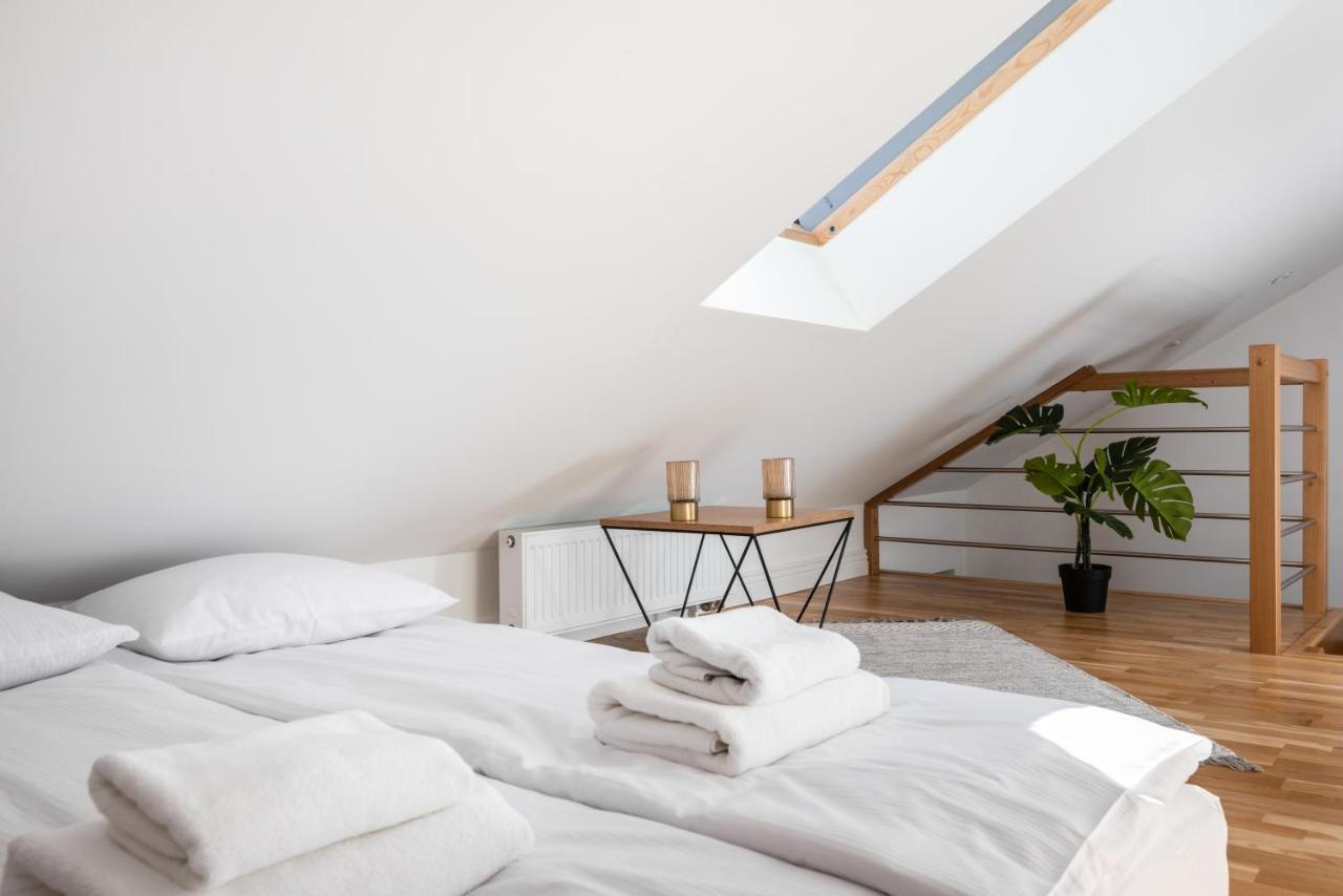 Riverside Premium Class Apartment - By Upstairs Krasków Εξωτερικό φωτογραφία