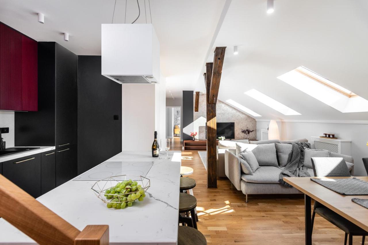 Riverside Premium Class Apartment - By Upstairs Krasków Εξωτερικό φωτογραφία