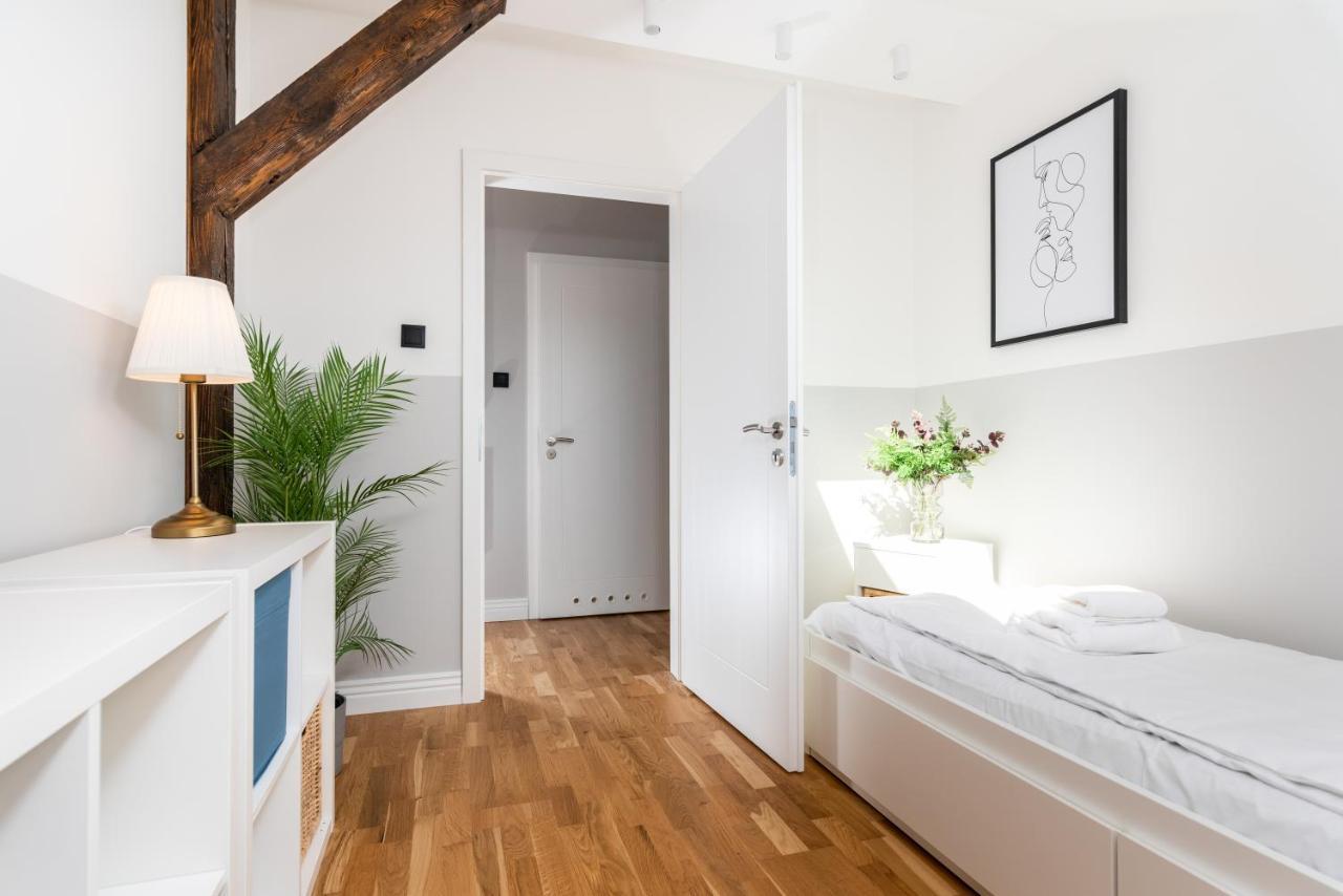 Riverside Premium Class Apartment - By Upstairs Krasków Εξωτερικό φωτογραφία