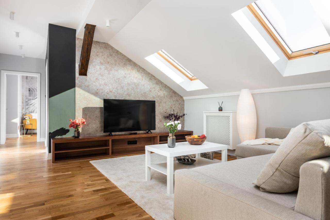 Riverside Premium Class Apartment - By Upstairs Krasków Εξωτερικό φωτογραφία